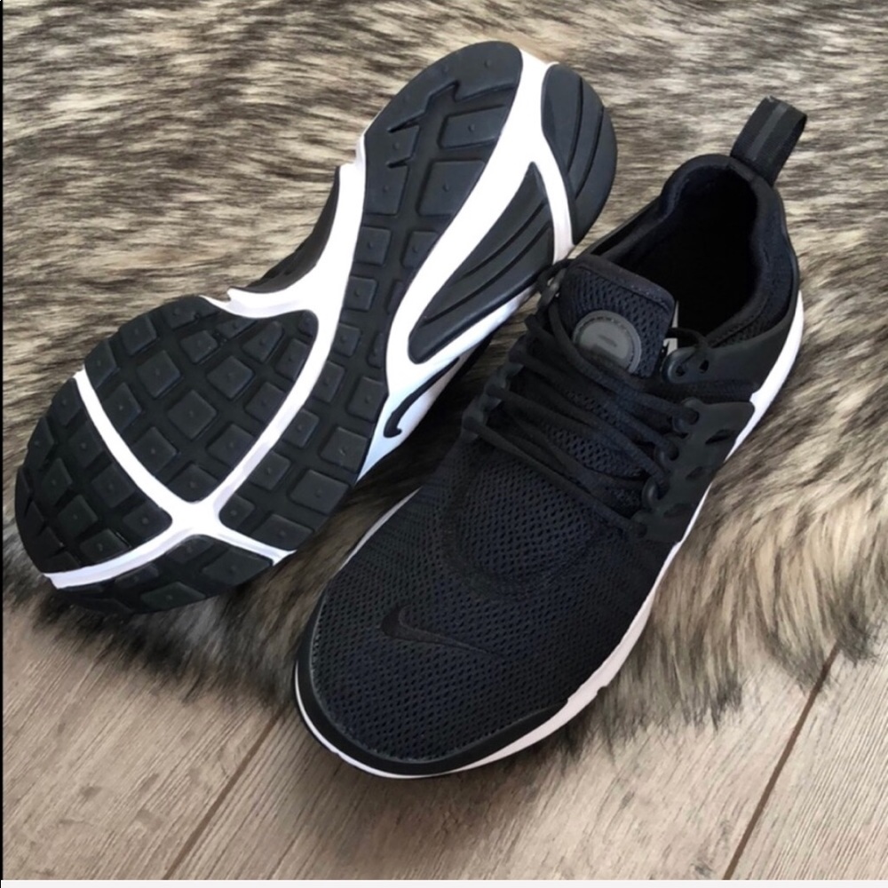 NWT🖤Nike Air presto Black - Picture 4 of 8